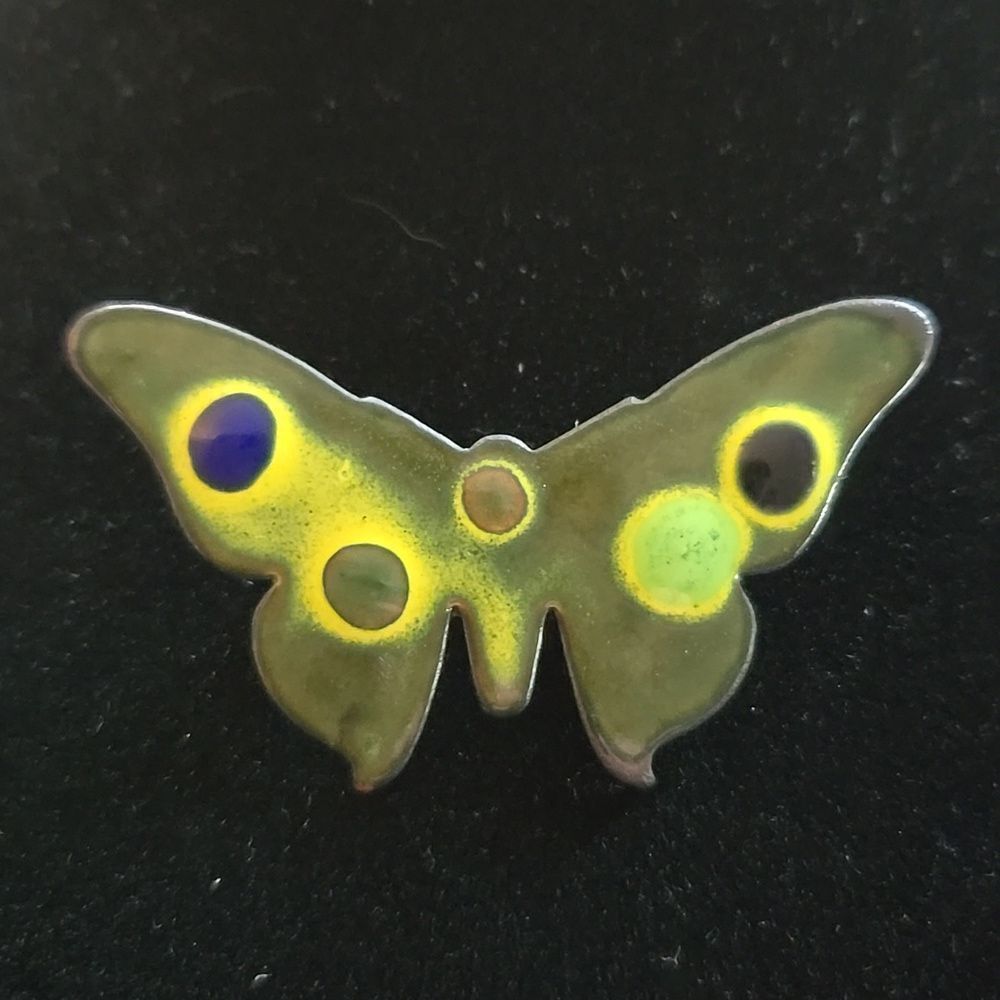 Vtg Metal butterfly brooch/Pin
